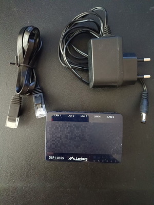 Lanberg DSP1-0105 Ethernet switch 5 ports used