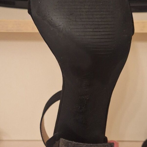 Black sandals with ankle strap size 39 like new, 10 cm heel