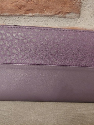 Purple Oriflame wallet new with multiple compartments