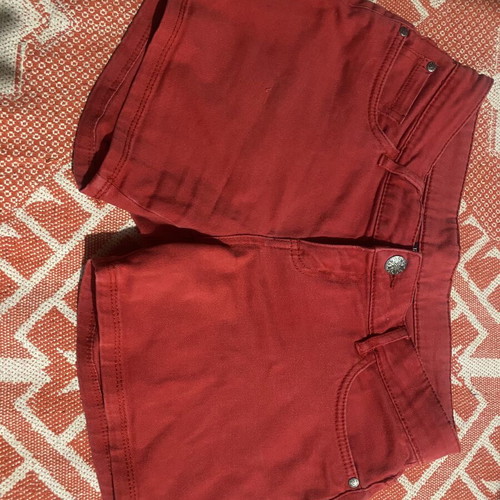 Shorts like new, size M 38 10, red