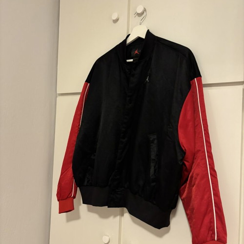 Jordan W J FLT Renegade Core bomber jacket black gym red white