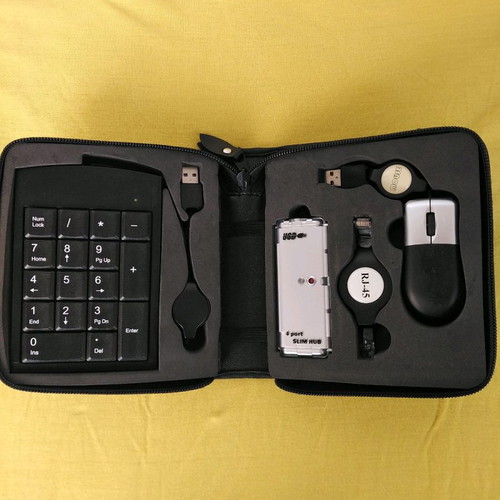 Travel kit with laptop accessories new