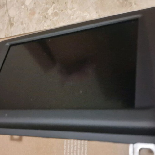 BMW factory screen 6.5' like new