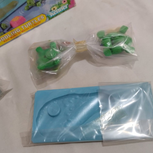 Littlest Pet Shop Toddling Turtles on Paradise Island Kenner 1992 new