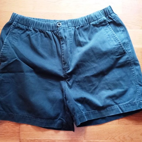 Nautica men's blue bermuda shorts like new, size M