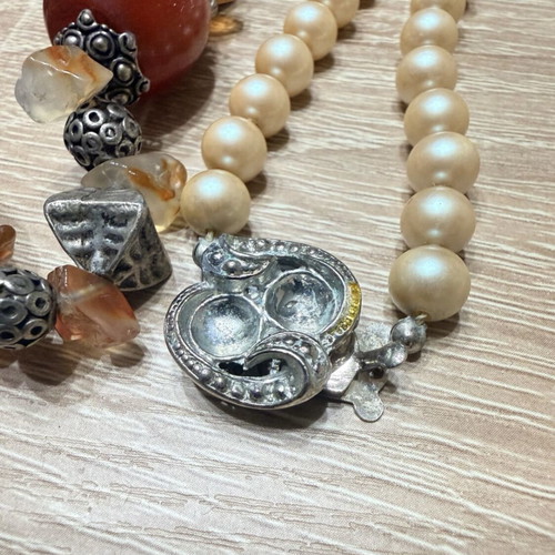 Necklaces used, set of 2, good condition