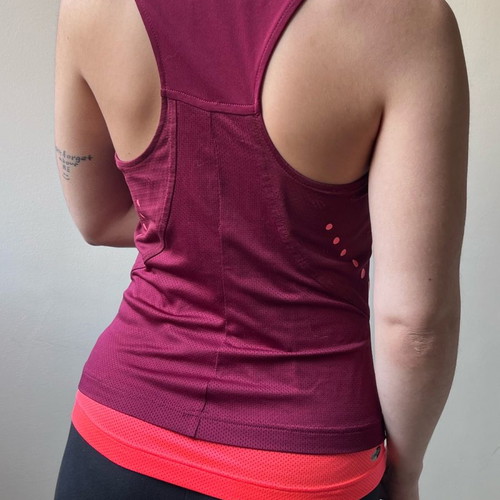Adidas sports sleeveless top used, multicolor