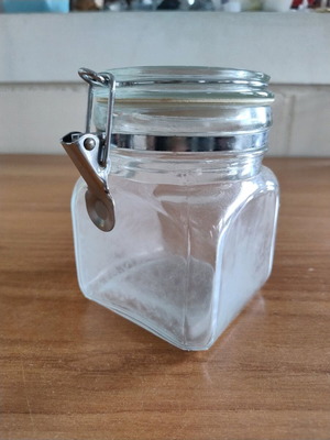 Glass storage jar with airtight lid like new, height 13.5 cm diameter 9 cm