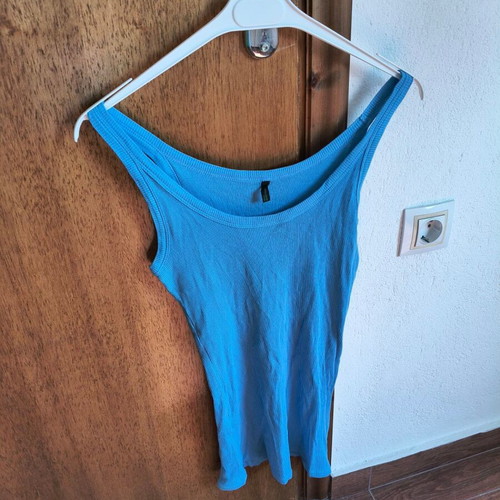 Benetton turquoise tank top, size M