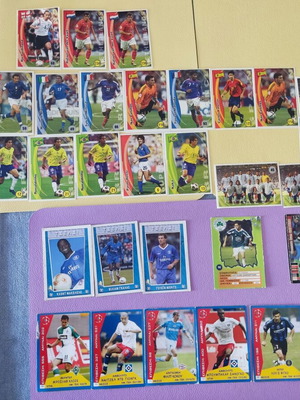 Collectible football cards and stickers 2004-2006 used