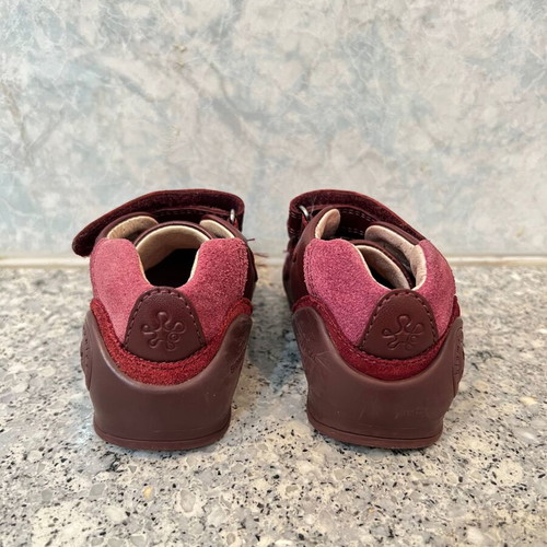 Biomecanics anatomical boots used, burgundy with floral design for girl