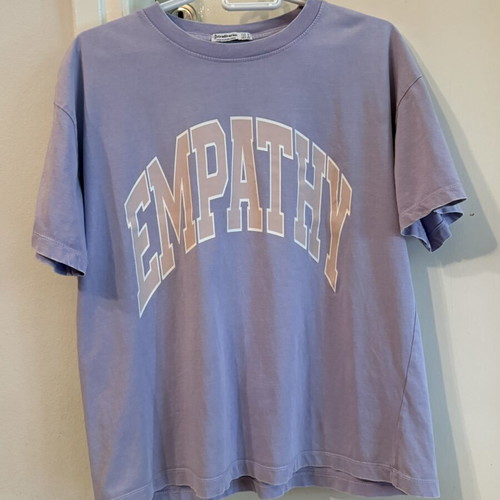 Stradivarius cotton t-shirt medium, like new, lilac with empathy print