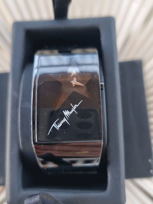 Thierry Mugler wristwatch like new, black stainless steel bracelet