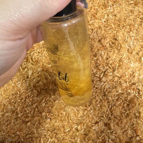 Body mist used with shimmer