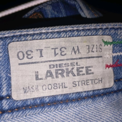 Vintage solid Italian Diesel Larkee unisex jeans used, M31 L30