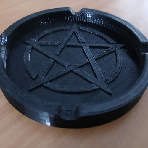 Ashtray new made of lightweight material