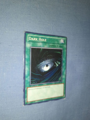 Yu-Gi-Oh! Dark Hole обикновена карта заклинание