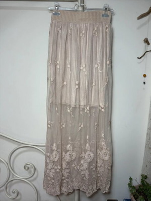 BSB maxi romantic skirt used with lace, size S, beige