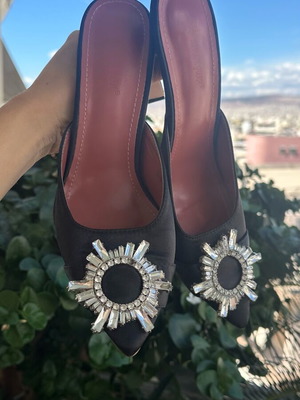 Black pumps new size 38 with silver decoration