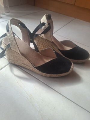 Espadrille platforms black size 38 like new