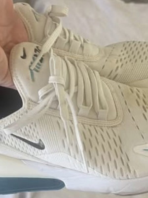 Αθλητικά παπούτσια Nike Air Max 270, λευκά με τιρκουάζ σόλα, μέγεθος 40