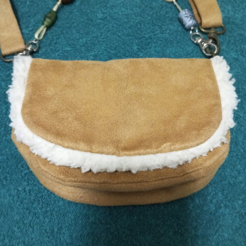 Shoulder bag new, beige and brown suede, spacious 20x14 cm