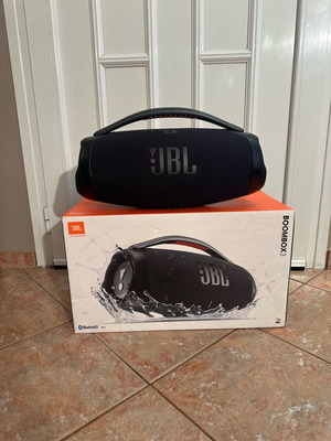 JBL Boombox 3 σαν καινούργιο ηχείο με βαθύ μπάσο και αδιάβροχο