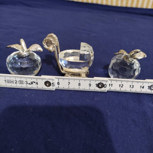 Set of 3 decorative crystals like new