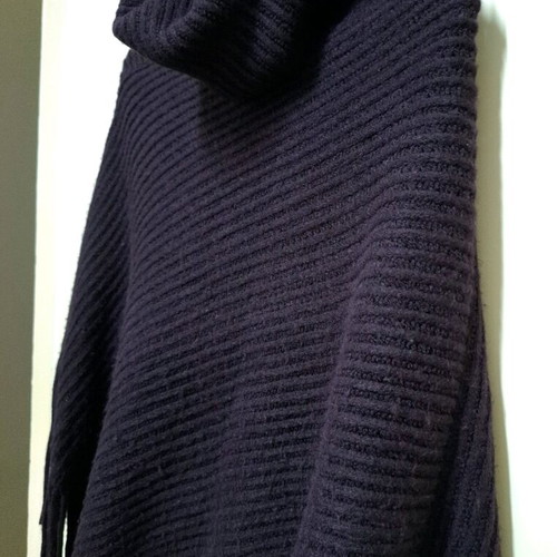 Fullah Sugah asymmetric turtleneck collar used, purple