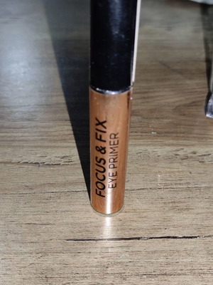 Revolution Eye primer used