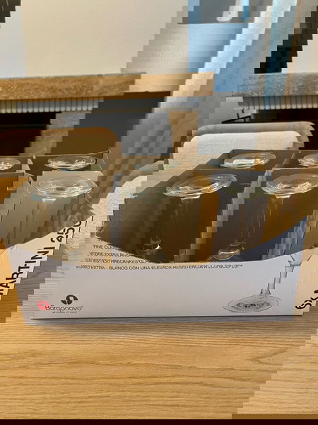 6x MARTINI GLASSES 250ml
