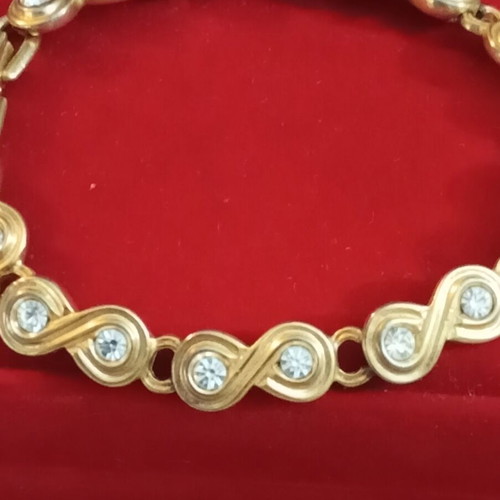 Swarovski infinity crystal bracelet faux vintage used, wrist size 18cm