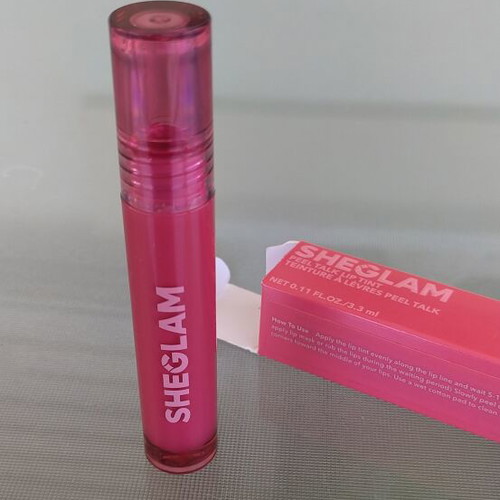 Peel Off Lipstick new, light pink shade