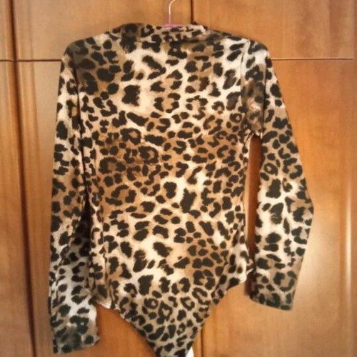 Leopard bodysuit like new, size M