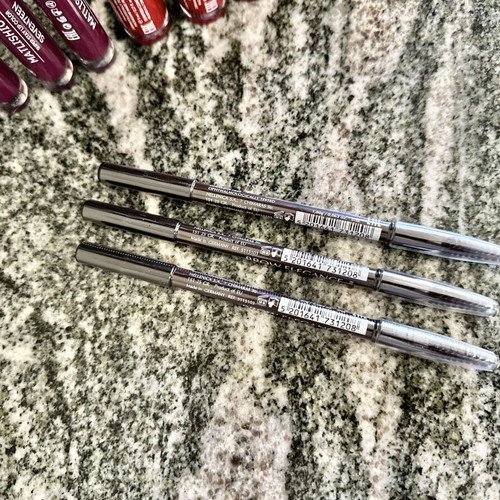 Seventeen Set new, sealed makeup collection with lip color and brow pencils