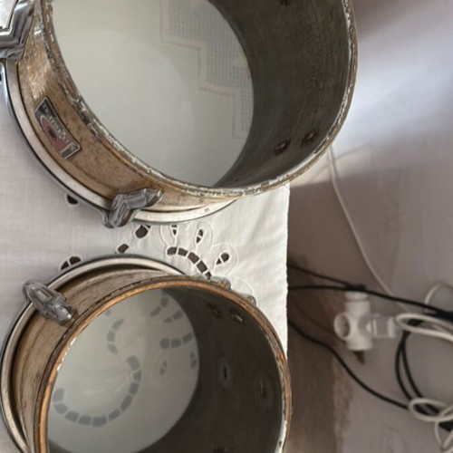 Premier Bongos 6” and 8” Gold Sparkle like new