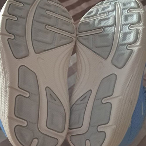 Nike Revolution 3 baby shoes size 19.5, like new