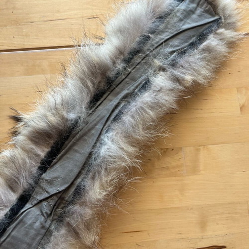 Natural fur collar like new