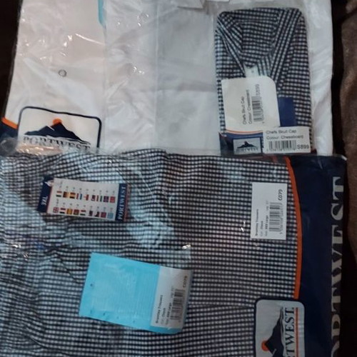 Chef cooking uniform new, pack of 4 items Port West