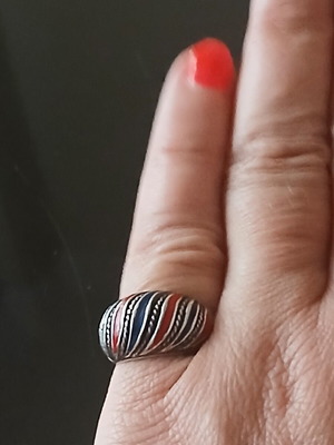 Ring with enamel and 925 silver, like new, 16mm