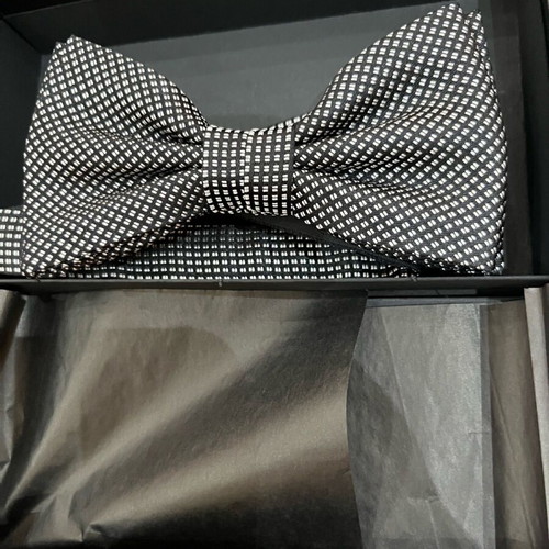 Boss set bow tie with silk belt new, 100% silk