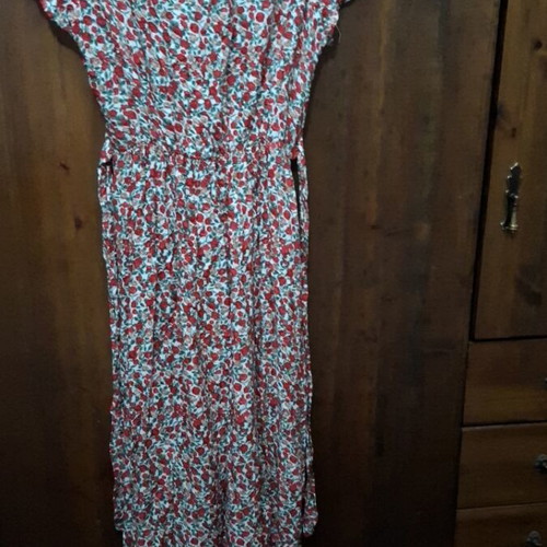 Floral dress long with elastic and belt, like new