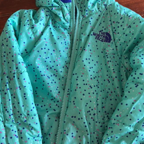 The North Face jacket for girls 7-9 years like new, blue multicolor