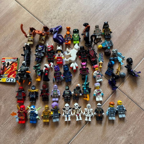 Lego Ninjago minifigure lot