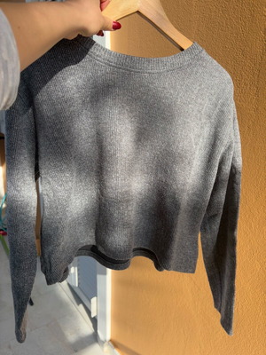 Zara women's knit top gray ribbed short, like new