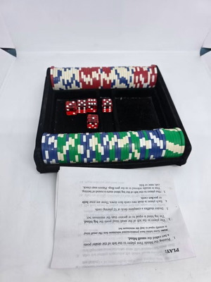 Poker chips set