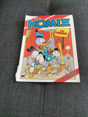 Komix #53 Terzopoulou used with torn back cover