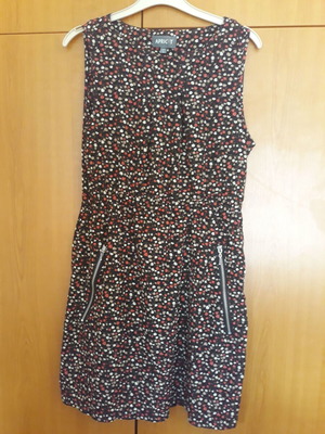 Apricot sleeveless dress s black with flowers like new