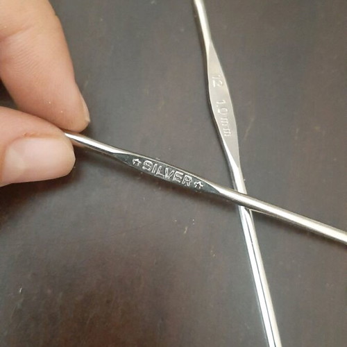 Silver and Tulip knitting needles from Japan like new