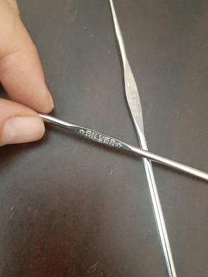 Silver and Tulip knitting needles from Japan like new
